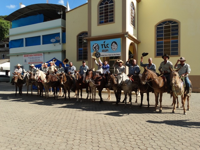 Tropeiros chegam a Irupi e celebram 200 anos da Rota Imperial