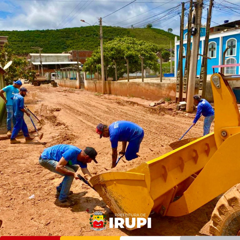 Equipes da Prefeitura iniciam operações após intensas chuvas