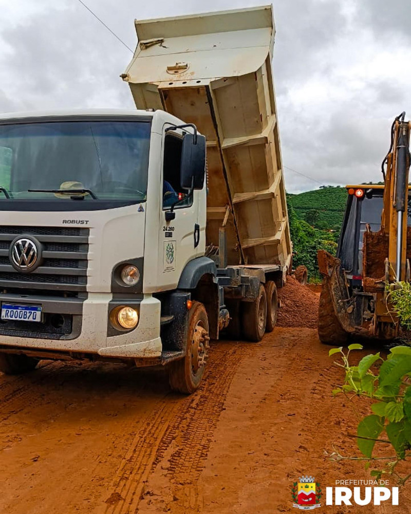 Prefeitura Municipal de Irupi concentra os trabalhos nas estradas rurais do município