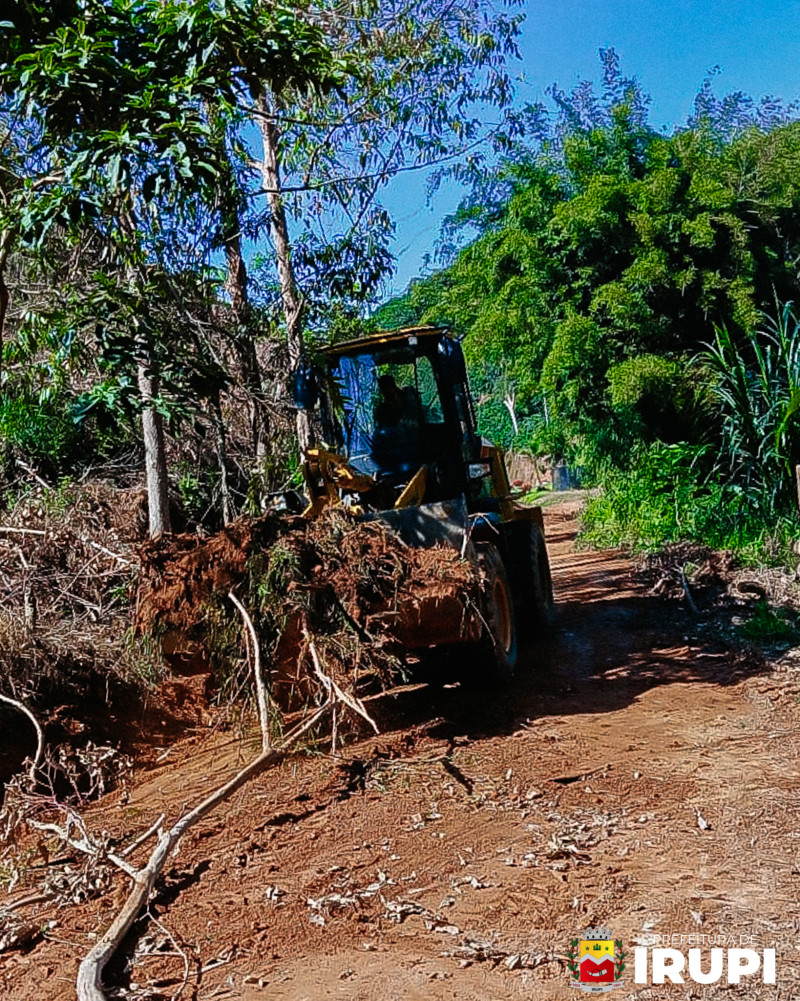 Manutenção das estradas rurais no município seguem a todo vapor